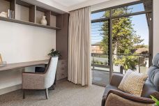Meadowbank_Grove_Bedroom with Balcony